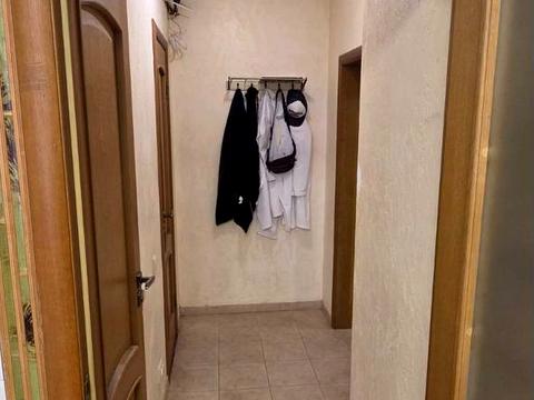 комерційна за адресою Героїв Крут вул. (Черепіна), 70-А