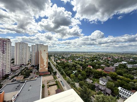 квартира за адресою Григорія Ващенка вул., 1