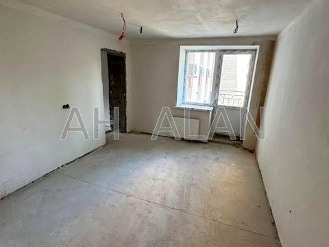 комерційна за адресою Голосіївська вул., 7