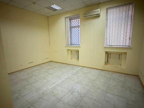 комерційна за адресою 93-ї Холодноярської Бригади вул., 12