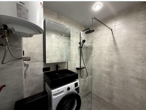квартира за адресою Гвардійців-Широнінців вул., 5
