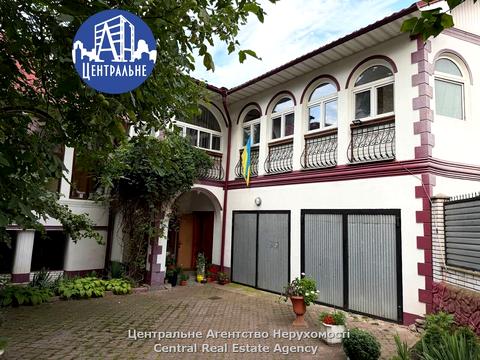 квартира за адресою Українська вул., 25