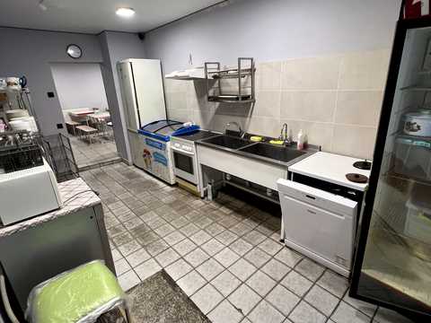 комерційна за адресою Усівський пров., 5