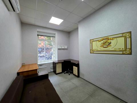 комерційна за адресою Євгена Чикаленка вул. (Пушкінська), 11