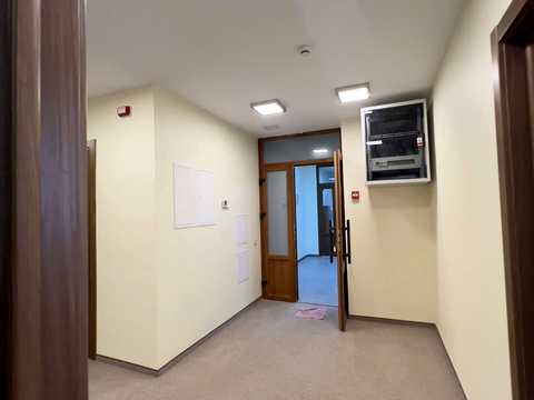 комерційна за адресою Київ, Кудрявська вул., 13-19