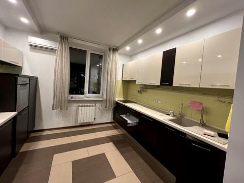 квартира за адресою Саперно-Слобідська вул., 22