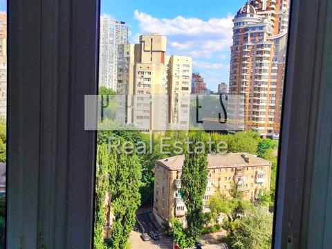 квартира по адресу Леси Украинки бульв., 7-А