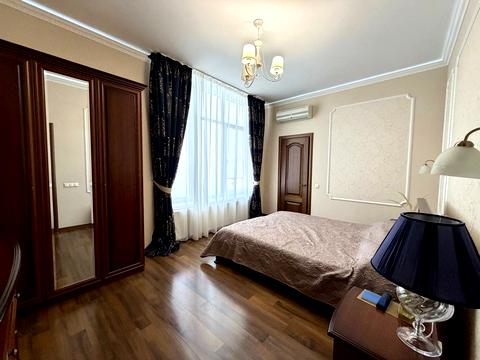 квартира за адресою Дніпровська набережна вул., 26-Д
