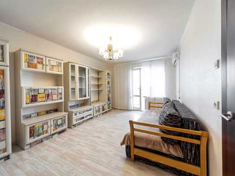 квартира за адресою Науки просп., 60-А