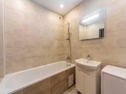 квартира за адресою Науки просп., 60-А
