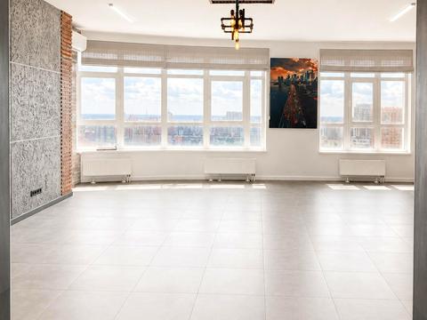 комерційна за адресою Кловський узвіз, 7a