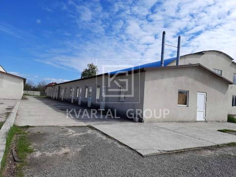 1872706824391534