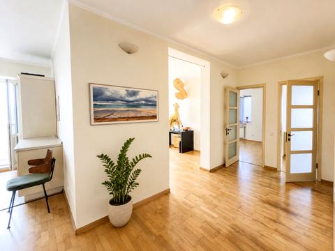 квартира по адресу Драгоманова ул., 31-Б