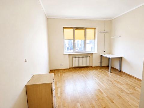 квартира по адресу Драгоманова ул., 31-Б