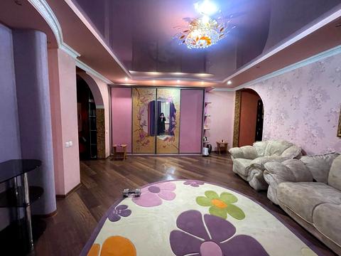 квартира по адресу Зодчих ул., 8