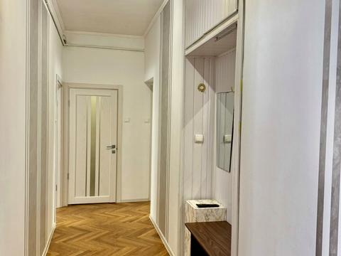 квартира за адресою Львів, Політехнічна вул., 12