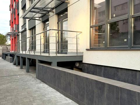 комерційна за адресою Запорізьке шосе, 28