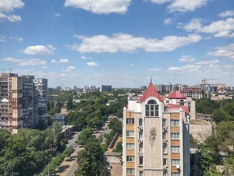 квартира за адресою Каркашадзе пров. (Цегляний), 9