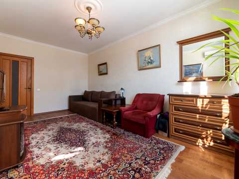 квартира за адресою Ованеса Туманяна вул., 3