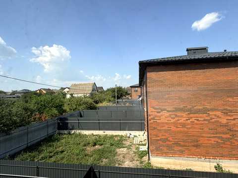 будинок за адресою с. Вінницькі Хутори, Миру вул., 10