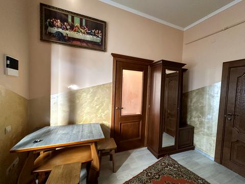 квартира за адресою Шептицьких вул., 19