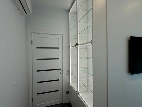 комерційна за адресою Гетьманська вул., 7