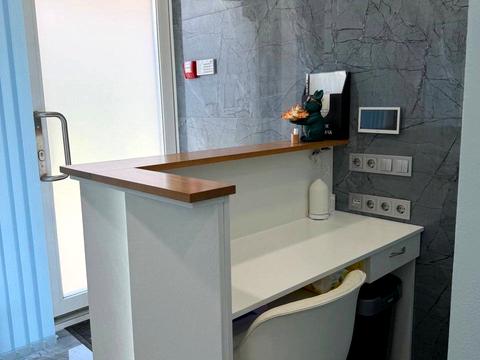 комерційна за адресою Гетьманська вул., 7