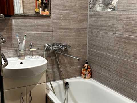 квартира за адресою Зодчих вул., 36