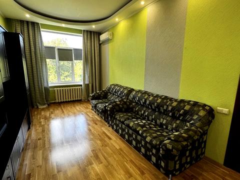 квартира за адресою Миколи Василенка вул., 1