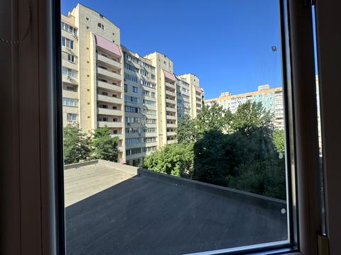 квартира за адресою Академіка Сахарова вул., 34