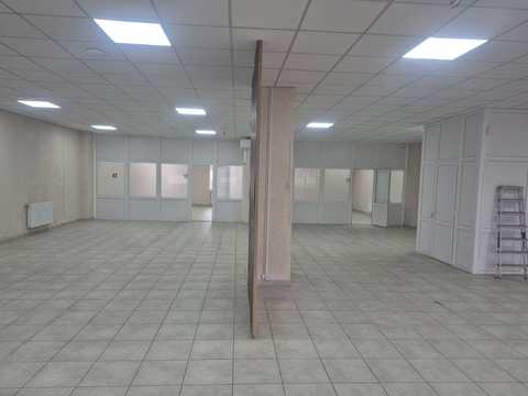 комерційна за адресою Михайла Грушевського вул., 21