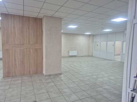 комерційна за адресою Михайла Грушевського вул., 21