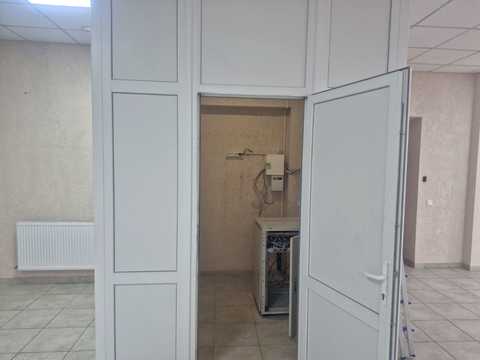 комерційна за адресою Михайла Грушевського вул., 21