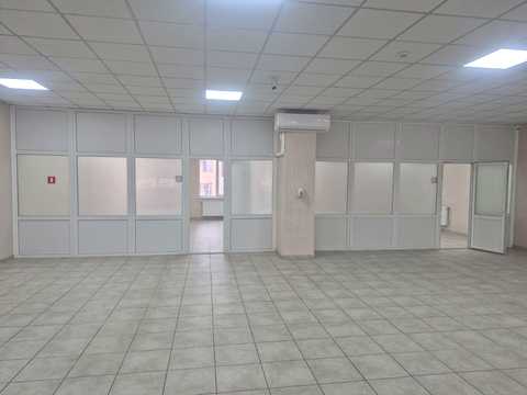 комерційна за адресою Михайла Грушевського вул., 21