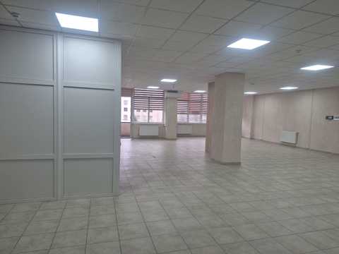 комерційна за адресою Михайла Грушевського вул., 21