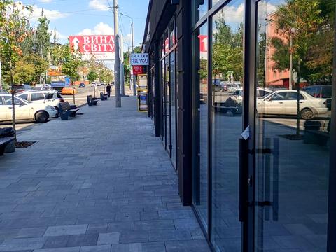 коммерческая по адресу Богдана Хмельницкого ул., 12