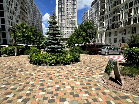 квартира за адресою Михайла Максимовича вул. (Онуфрія Трутенка), 28-Е