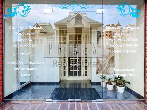 комерційна за адресою Володимира Івасюка просп. (Героїв Сталінграду), 4