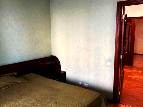 квартира по адресу Драгоманова ул., 23