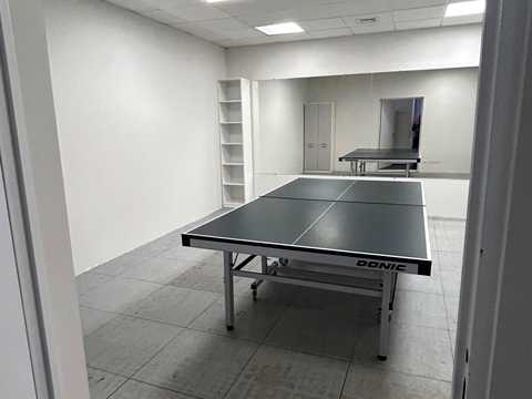 комерційна за адресою Київ, Спортивна пл., 1