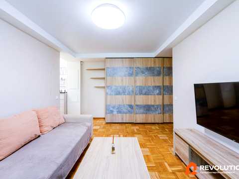 квартира по адресу Чёрных Запорожцев ул. (Петра Запорожця), 5