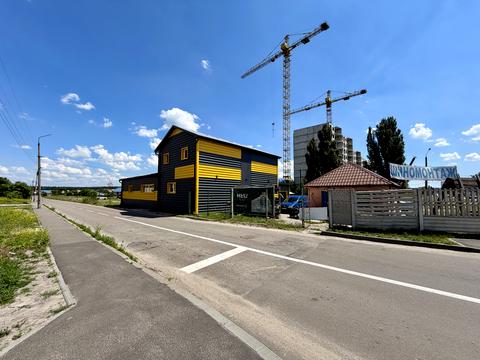 комерційна за адресою Євгена Харченка вул. (Леніна), 55