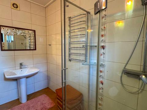 будинок за адресою с. Шаровечка, 3-й проїзд Бруштиновий, 136