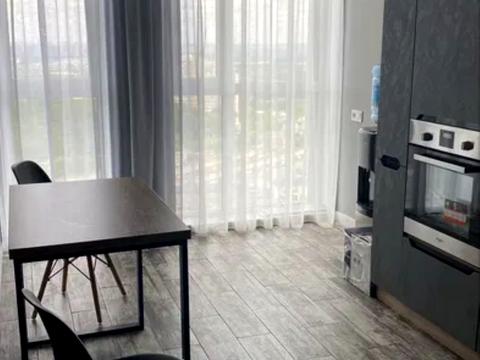 квартира за адресою Науки просп., 58-В