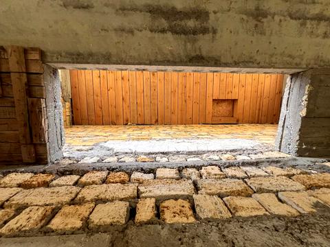 коммерческая по адресу с. Зориново, Центральна, 15