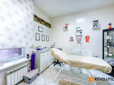 комерційна за адресою Петра Калнишевського вул. (Михайла Майорова), 7