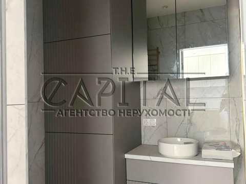 квартира за адресою Причальна вул., 14