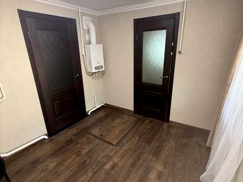 дом по адресу Петра Ивахненко ул. (Спорітінська вулиця, Бадаєва)