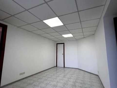 коммерческая по адресу Оболонская ул., 47