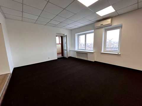 коммерческая по адресу Оболонская ул., 47
